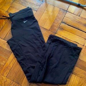 Nike black active pants size: S